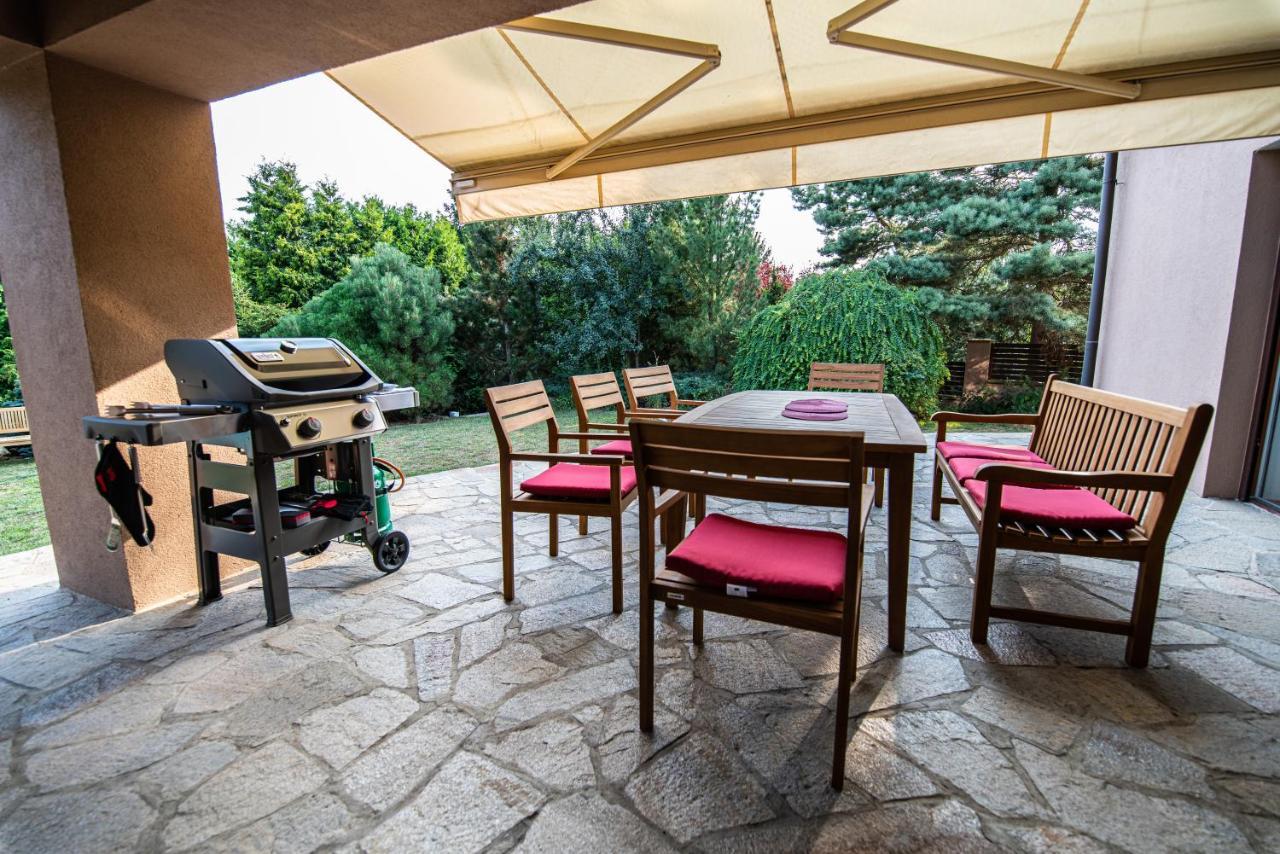 וולקה פופוביצה Villa With Pool & Sauna In Beer Village מראה חיצוני תמונה